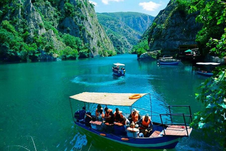 Uçaklı Büyük Balkan Turu — 5/12