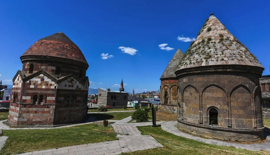Uçaklı Kafkas Üçgeni Doğu Ekspresi Van Nahçıvan Kars Turu ( Uçakla Gidiş Dönüş ) — 7/12