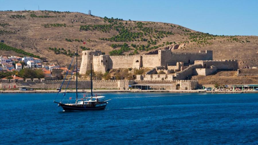Bozcaada & Gökçeada & Çanakkale Şehitlik Turu — 5/13