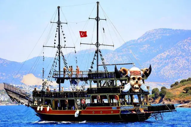 Günübirlik Bodrum Tekne Eğlencesi