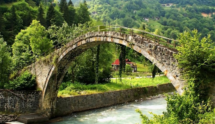 Karadeniz Fırtınası ve Batum Turu (3 Gece Konaklama Dahil) — 16/21