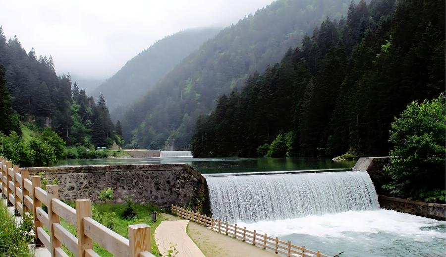 Doğu Karadeniz Yaylaları ve Batum Tiflis Kars Erzurum Turu (5 Gece) — 5/21
