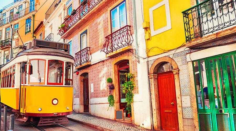 Portugal Discovery - Porto and Lisbon Tour — 4/9