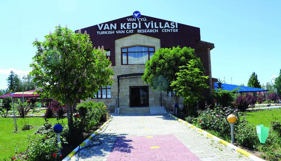 Gezi Tutkunları ile Uçaklı Doğu Ekspresi Turu: Van, Kars, Erzurum — 5/21