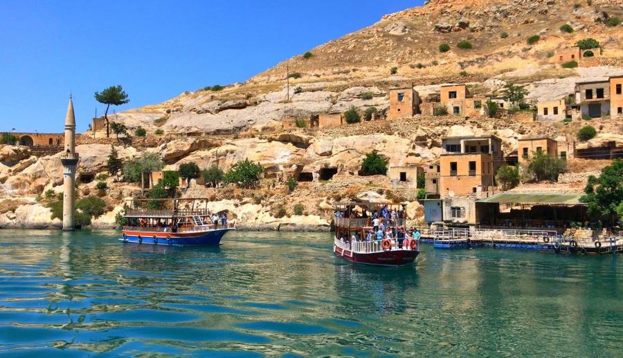Uçaklı Butik Gaziantep, Urfa, Mardin ve Diyarbakır Turu (2 Gece Konaklama) — 9/21