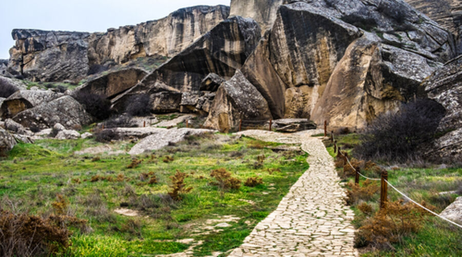 Visa-Free Travel to Azerbaijan-Baku Tour — 1/9
